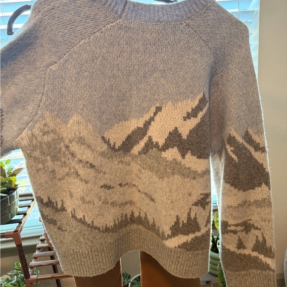 Abercrombie & Fitch Light Gray Knit Sweater - Picture 5 of 5